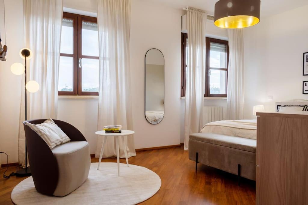 Exclusive Penthouse With 60 M2 Panoramic Terrace Apartment