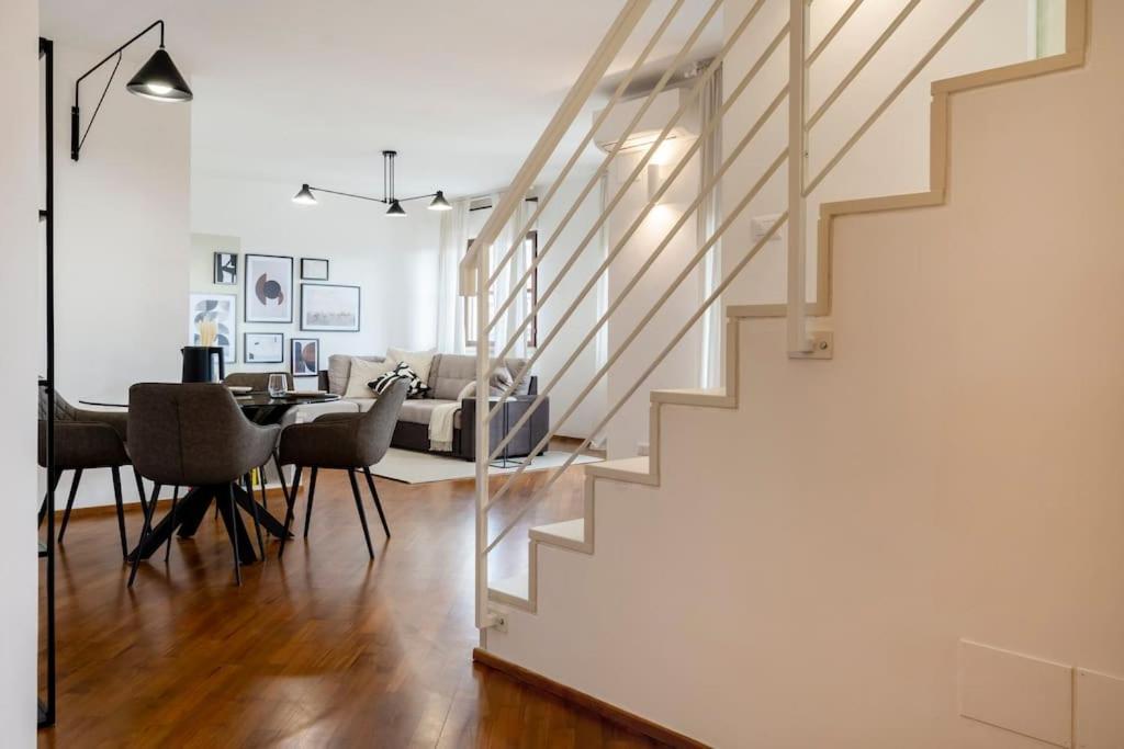 Exclusive Penthouse With 60 M2 Panoramic Terrace Apartment