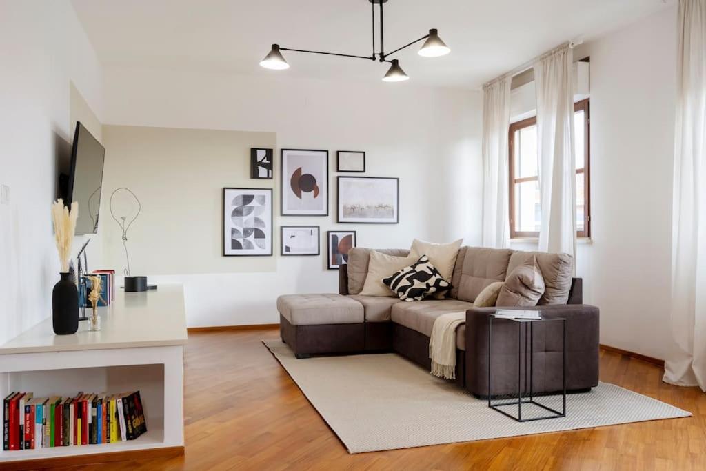 Exclusive Penthouse With 60 M2 Panoramic Terrace * Perugia